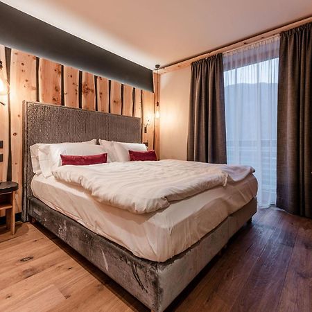 Nidaris - Luxury Private Spa Suites มาเล ภายนอก รูปภาพ