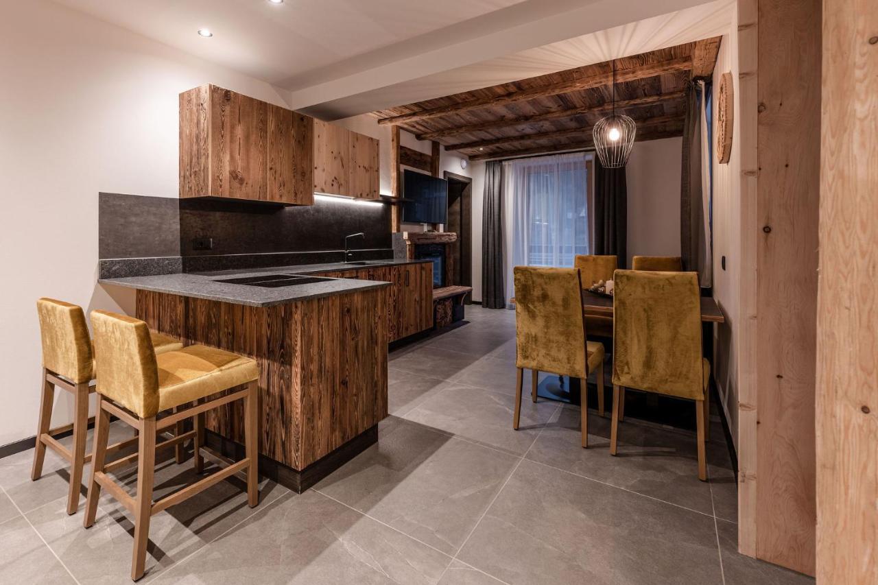 Nidaris - Luxury Private Spa Suites มาเล ภายนอก รูปภาพ