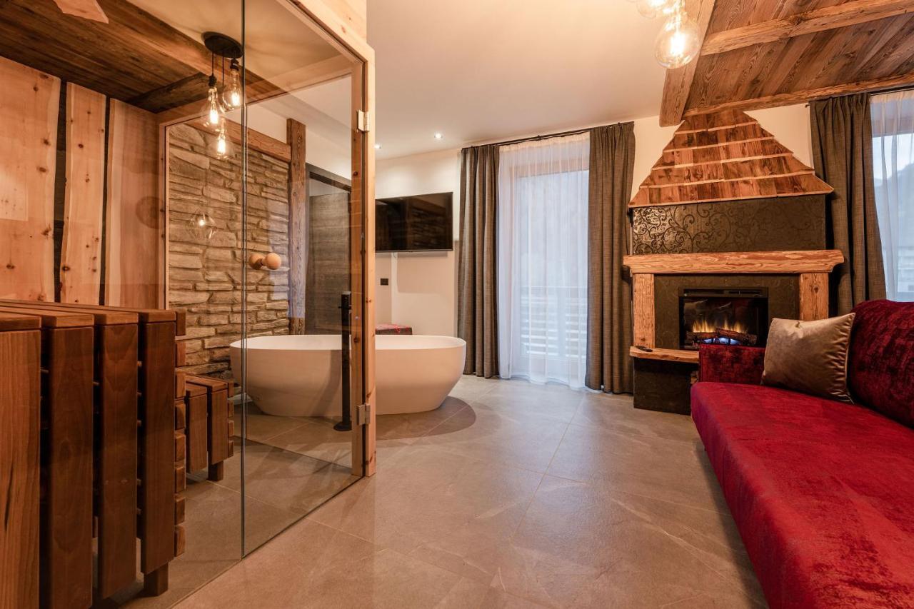 Nidaris - Luxury Private Spa Suites มาเล ภายนอก รูปภาพ