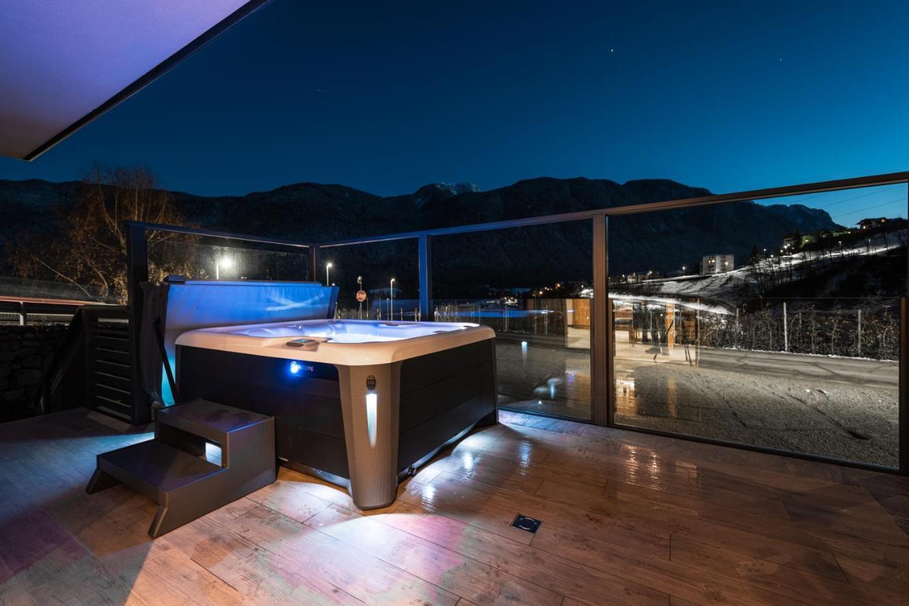 Nidaris - Luxury Private Spa Suites มาเล ภายนอก รูปภาพ