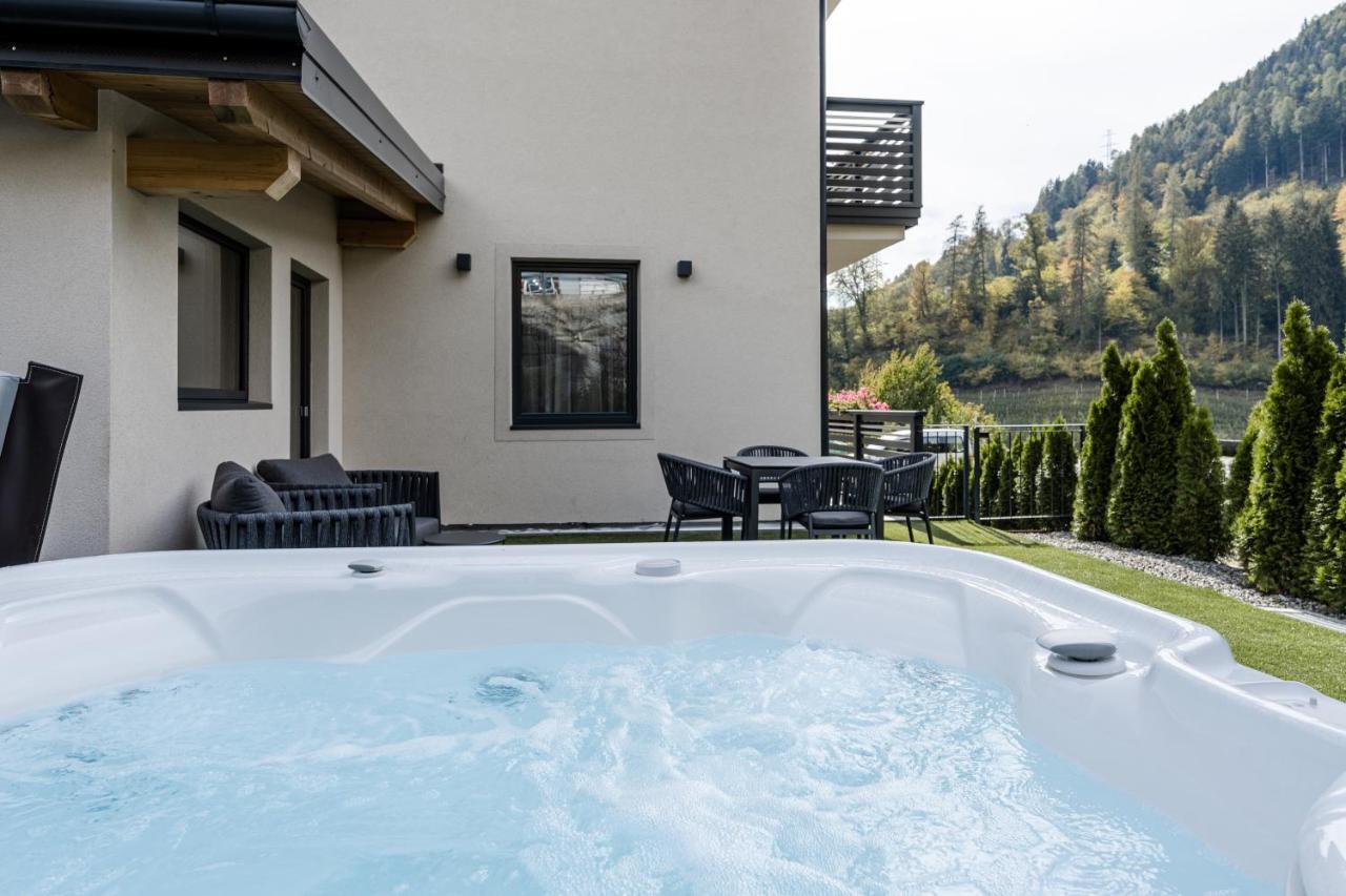 Nidaris - Luxury Private Spa Suites มาเล ภายนอก รูปภาพ