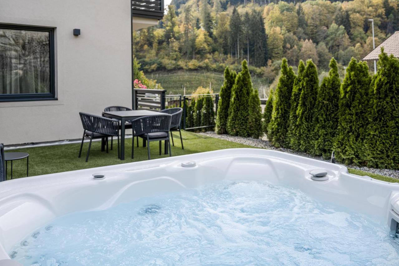 Nidaris - Luxury Private Spa Suites มาเล ภายนอก รูปภาพ